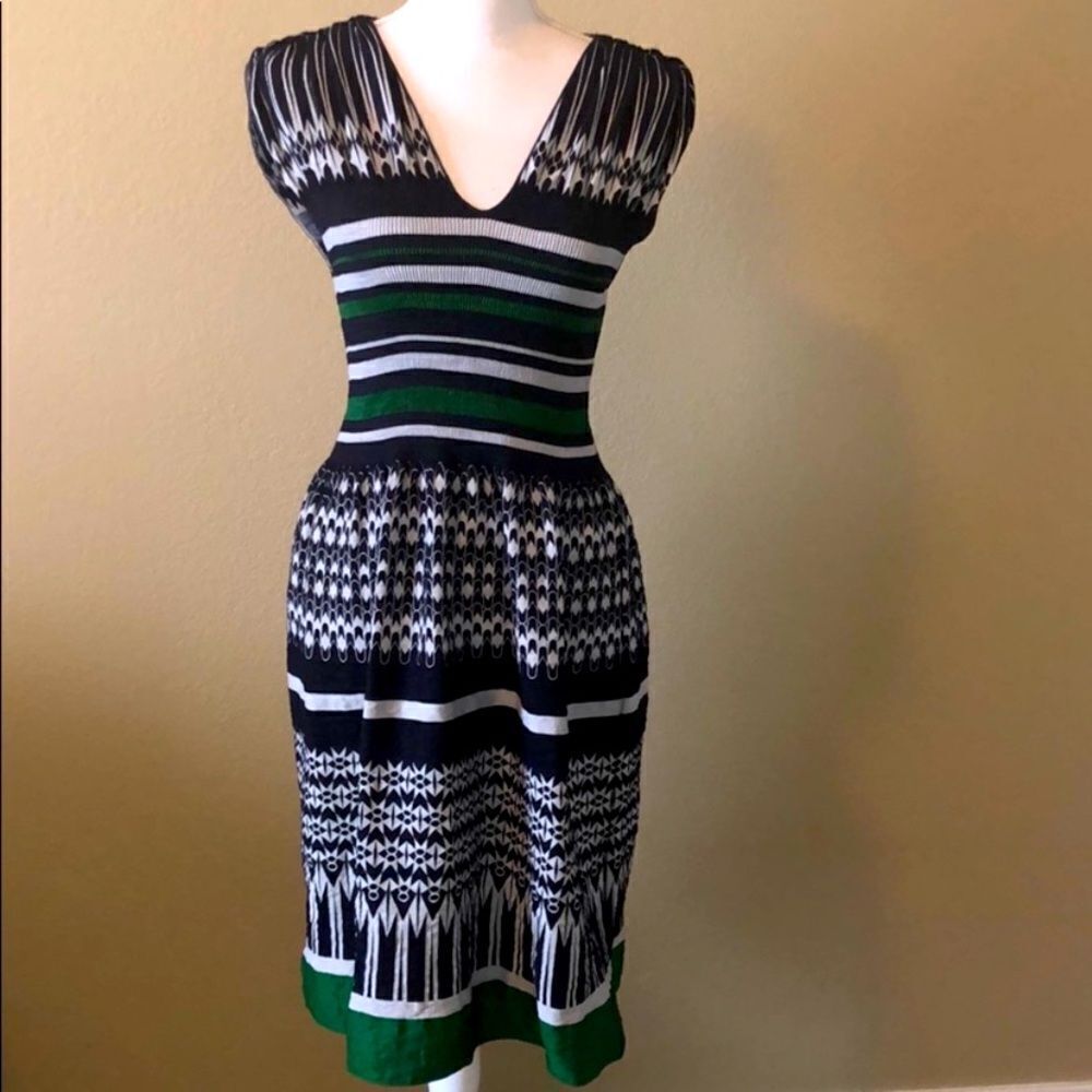 ✨🆕✨ Unique Striped Flattering MAX STUDIO Sleeveless Amazing Cut Dress✨NWOT✨
